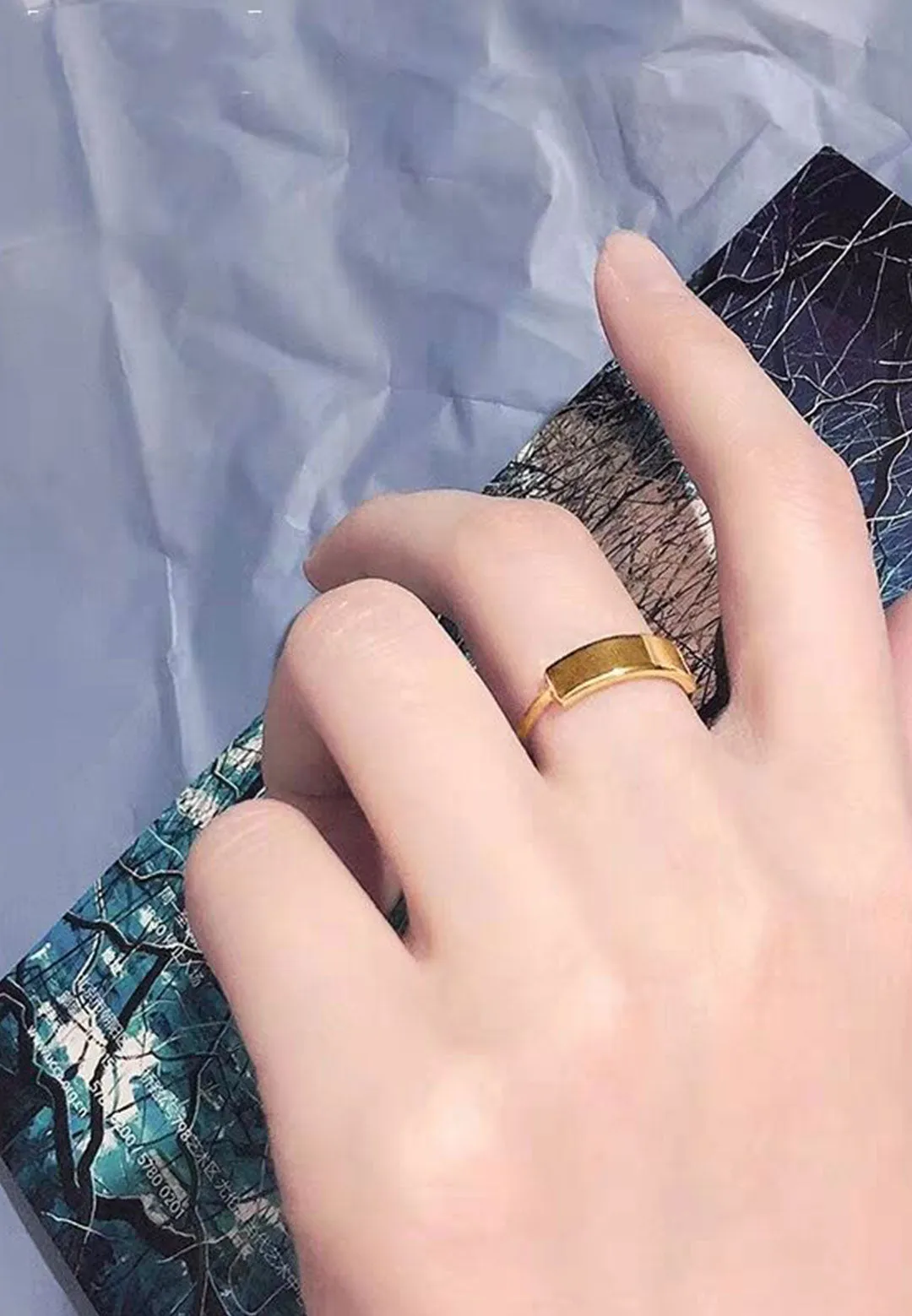 Hestia Minimalist Engravable Plate Slim Band Ring in Gold